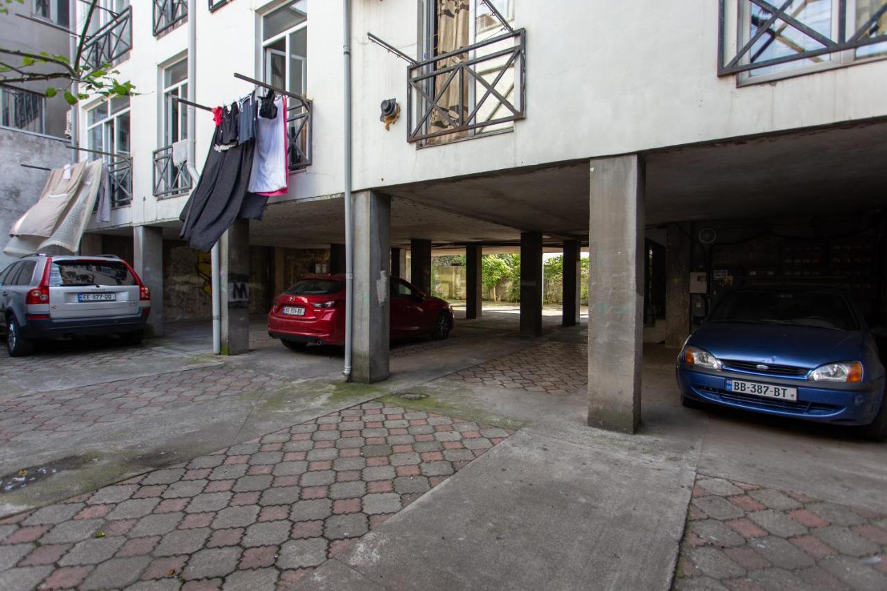 Apartments In The Historical Center Of Batumi, Near The Seaside Park Εξωτερικό φωτογραφία