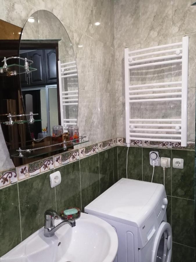 Apartments In The Historical Center Of Batumi, Near The Seaside Park Εξωτερικό φωτογραφία